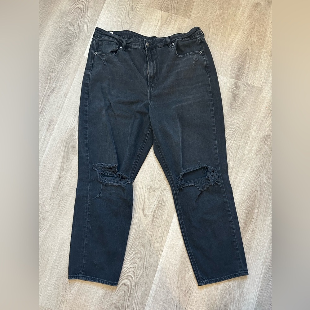 American Eagle ripped black jeans size 16